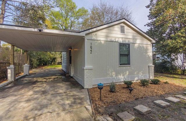 3-bedroom house in charming Augusta with WiFi, AC