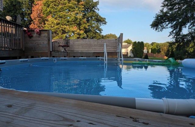3-bedroom house in fabulous Louisville with WiFi, AC, workspace and pool!