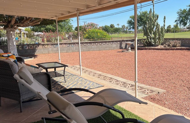 3-bedroom house in lovely 55+ Community of Sun City AZ