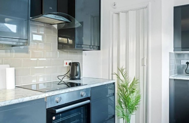 3-bedroom house in Welstead Avenue