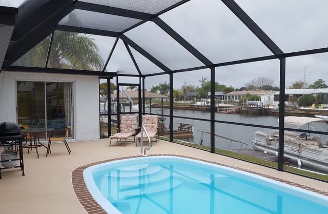 Maison de 2 chambres située sur un canal avec accès direct au golfe