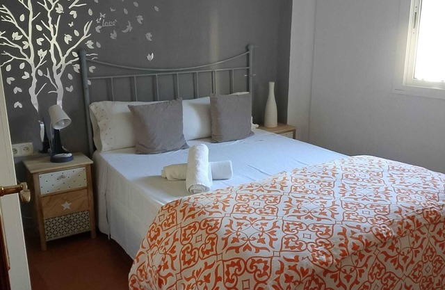 3 bedroom house with air conditioning 5 minutes from Santa Justa