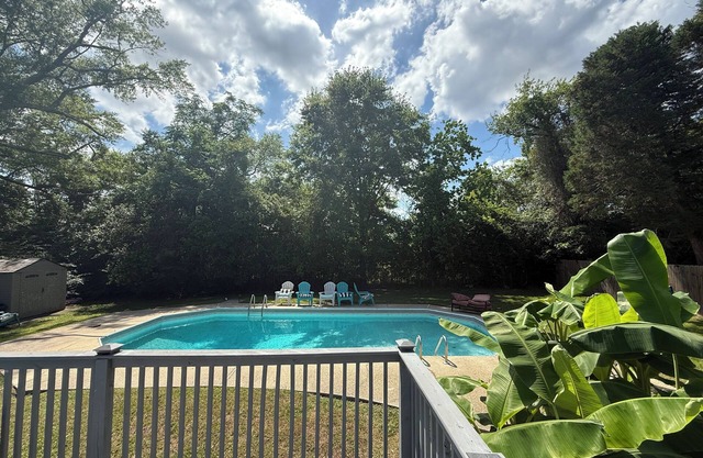 3-bedroom house with pool in hometown Dothan.