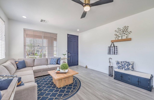 3-bedroom MODERN ranch house in SUMMERLIN SOUTH in Las Vegas