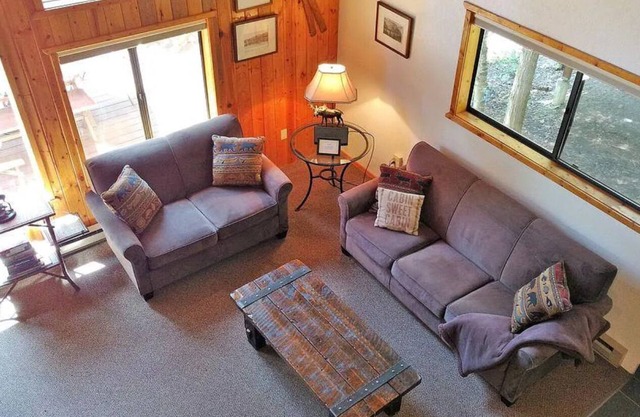 3 Bedroom Montana Mountain Cabin