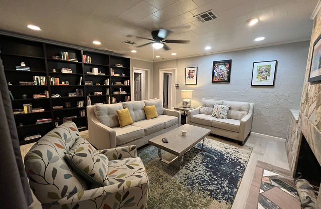 3 Bedroom Saint Street/Downtown, Quiet, near everything