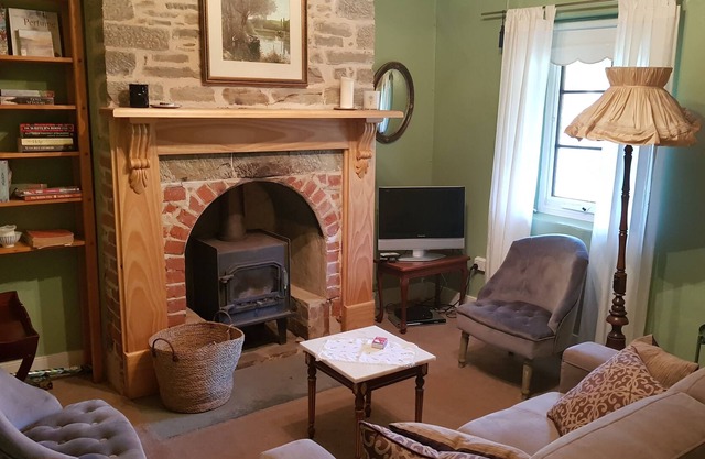 Cottage en pierre de charme et historique avec des équipements modernes