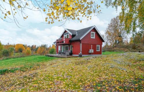 3 Bedroom Stunning Home In Årjäng