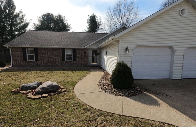 3-bedroom vacation home 10 minutes from Indiana University Bloomington
