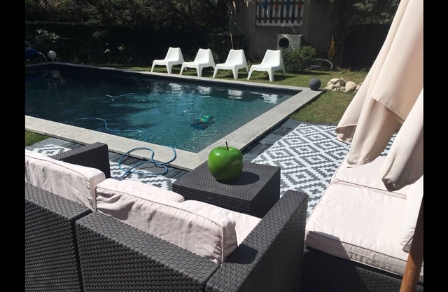 Villa 3 chambres avec piscine dans résidence sécurisée à Aix en Provence