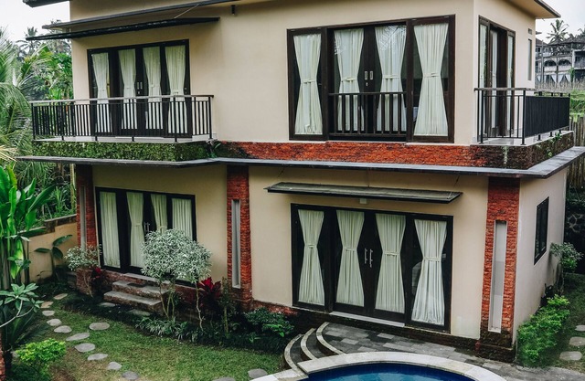Villa de 3 chambres avec piscine privée au milieu d'un champ de riz