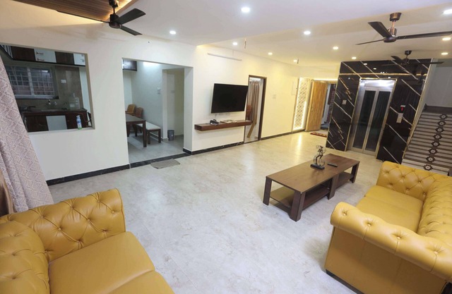 3-bedroom with swimming pool villa in lovely Kanathur with WiFi, AC.