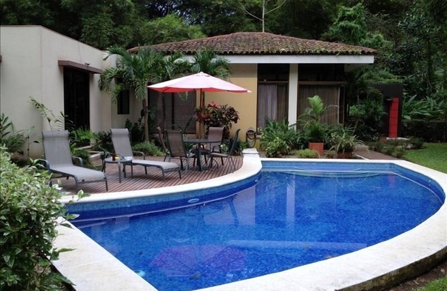 3 chambres et piscine privée dans un paradis pour les oiseaux Watcher!