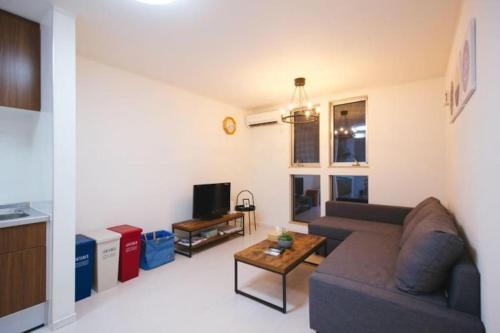 3 Bedrooms Holiday Homes In Osaka