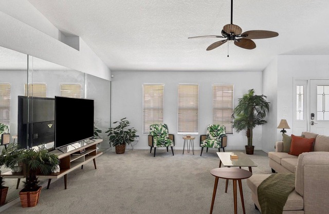 3 BR 2 BA Villa - Charlotte #260