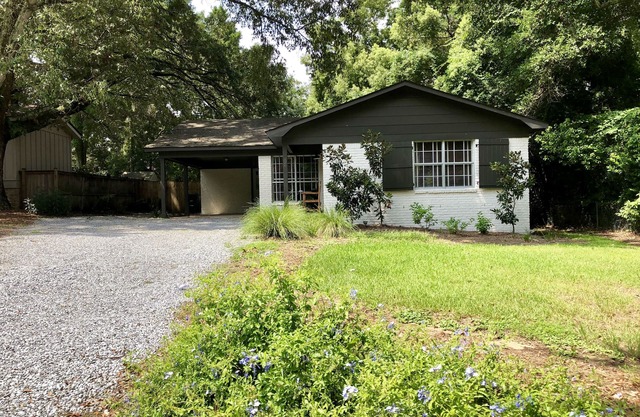 3 BR Cottage de Charme à Fairhope, à quelques pas du centre-ville et de la baie Mobile