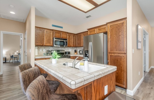 3 BR Home Near 3 Natn’l Parks & Close to Airport