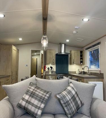 3 BR - Luxury Family Home Near The Beach