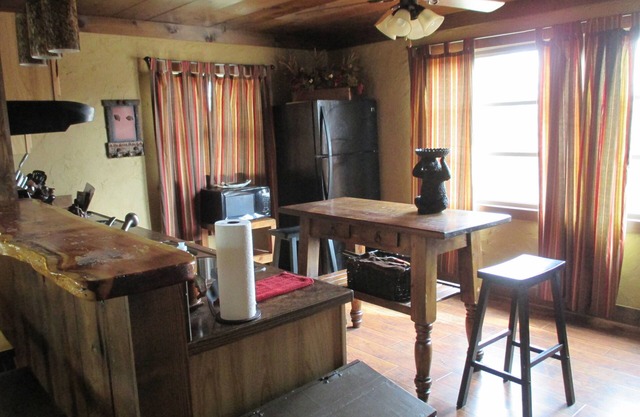 3 BR pêche de luxe Chalet-Jardin clos-Animaux acceptés-patio Campfire torique