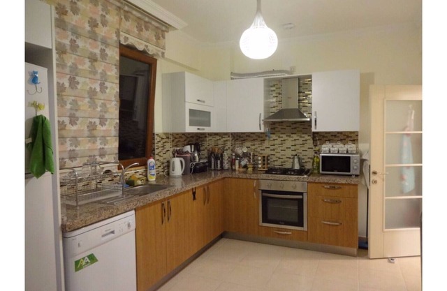 3 BR Modern Apt. avec une vue imprenable à Trabzon