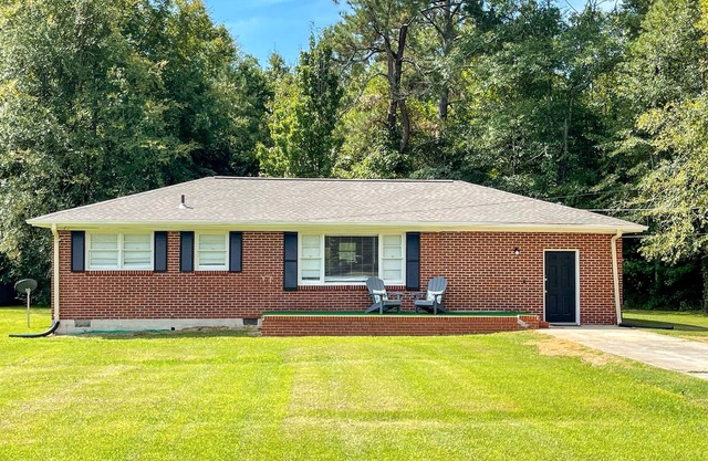 3 BR Near Tennis Center~Golf~Berry~Shorter