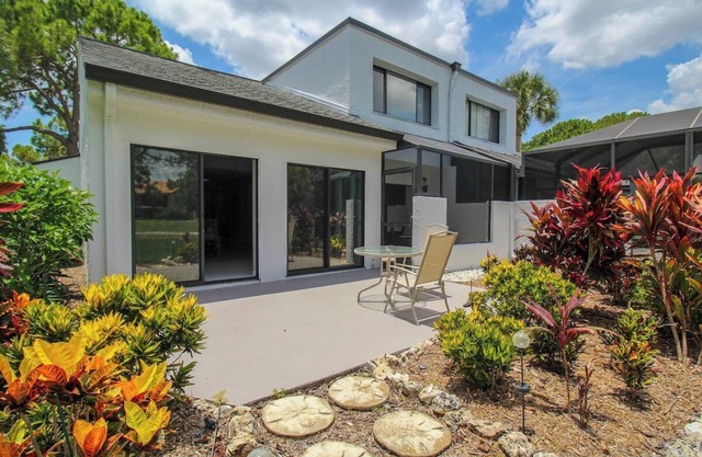 3 BR Two-Story Townhome in The Meadows