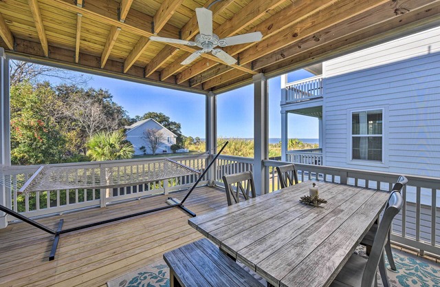 3 Decks & Water Views: Breezy Home in Hilton Head