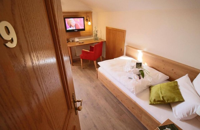 Chambre simple 3 * avec balcon et soleil du soir