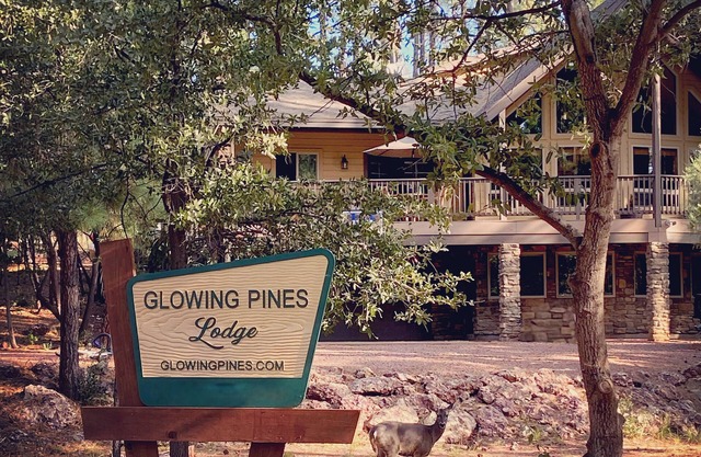 Glowing Pines Lodge, spacieuse maison de chalet de luxe
