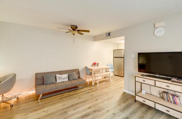 3 Mi to Dtwn Austin Pet-Friendly Condo with Pool