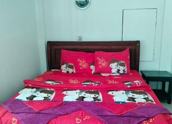 3 monkeys B&B