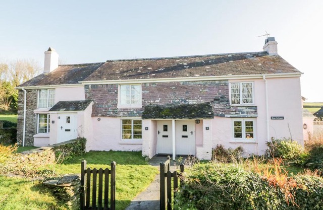 3 Rose Cottages