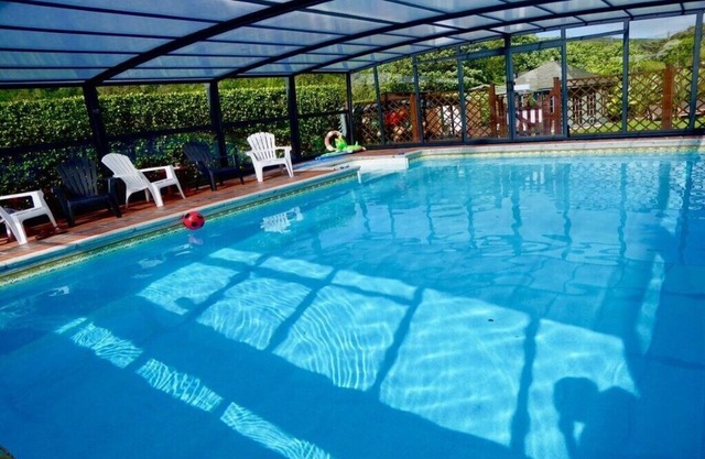 ANNULATION 10-17 ET 24-31 AOÛT ~ PISCINE + HOTUB + BBQ + WIFI ~ PLAGE ~ PUBS ~ COMMERCES ~ A3