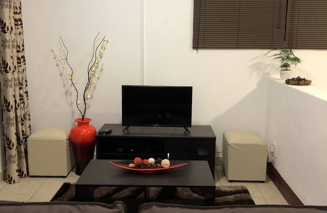 STUDIO 3 PERSONNES AUTO-CUISINE LUXE EN NELSPRUIT