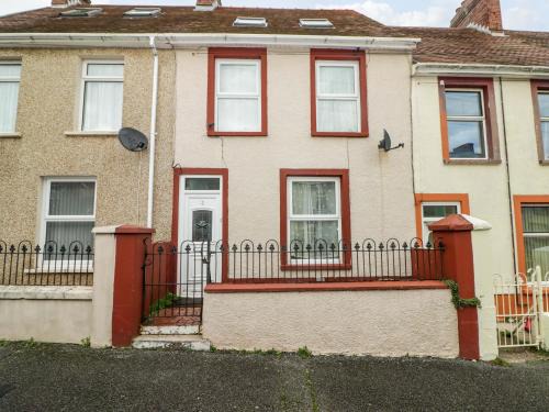 3 Vicary Street