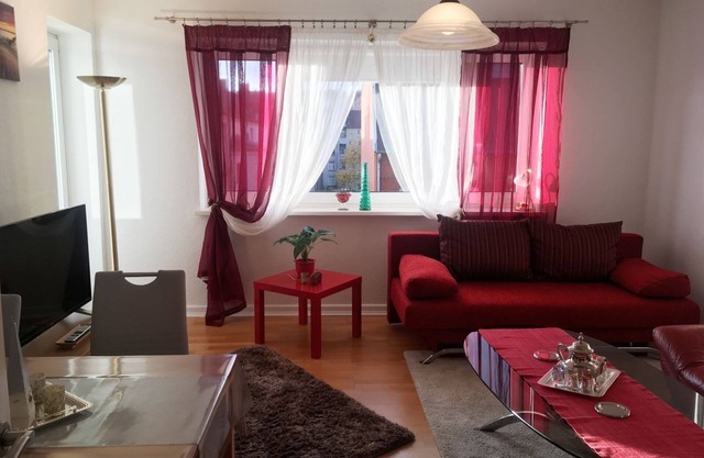 3-zimmer-apartment mit Parkplatz in City-nähe !!!