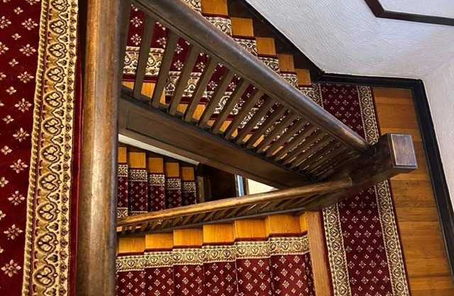 30-Day minimum Stay 3-BR near Chicago,Evanston with 2-Car GARAGE parking