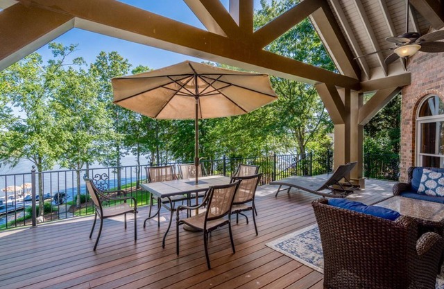 Pointe Lot, Salle de jeux, Théâtre, Près du Ritz, Max Dock, Pontoon, Fire Pit