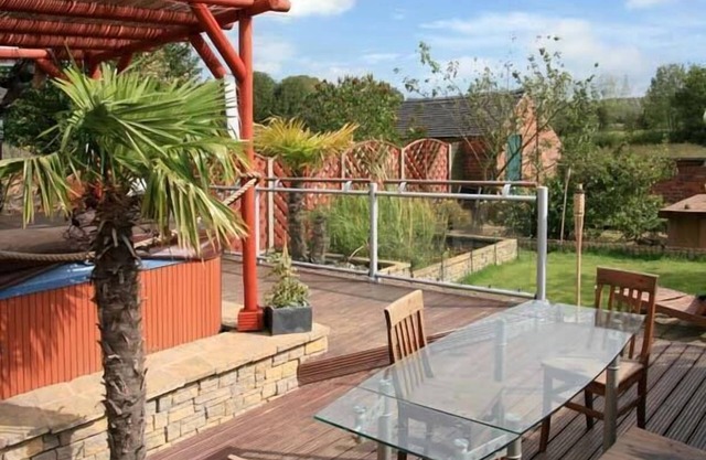 302 Over Lane Cottage, BELPER