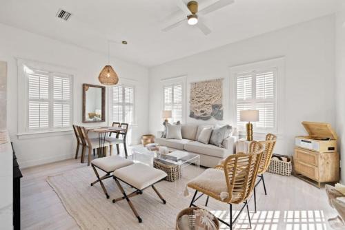 30A Beach Villa Steps to Beach Dog Friendly with Peloton and Bikes