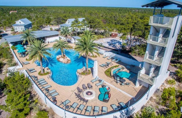 30A Highland Park - Shoreline Beach House by Panhandle Getaways