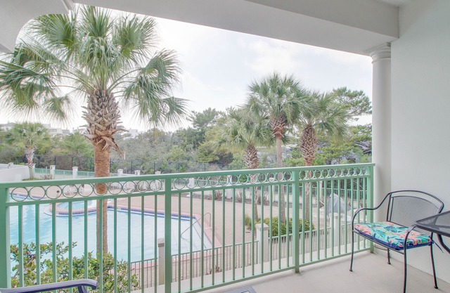 30A Studio | 204: Walk to Beach & Rosemary!