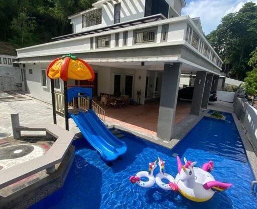 30PAX 5BR Villa Kids Swimming pool, KTV, BBQ near SPICE Arena Penang 9800 SQFT