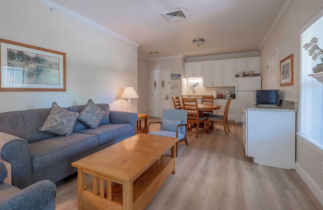 1505 South Shore Dr, 332, Delavan, WI
