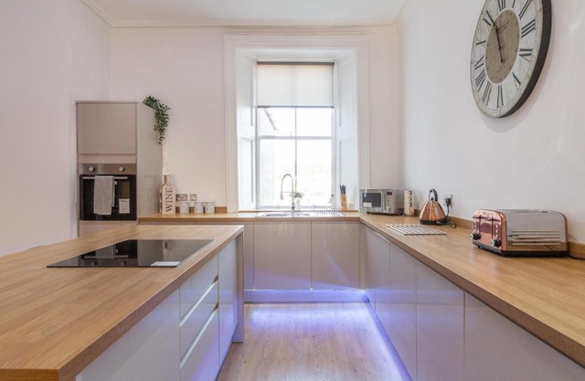 35 High Street Apartment