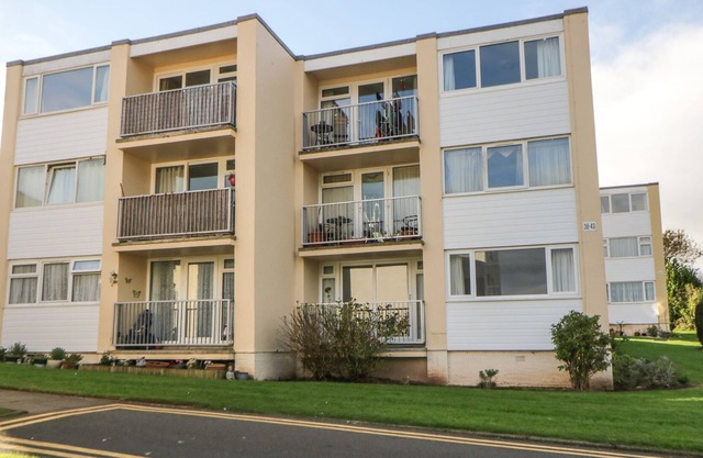 36 Devondale Court, DAWLISH WARREN