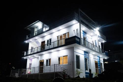 360 View Villa