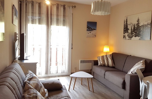 38 Chamois : Appt 5 personnes- balcon - pied des pistes