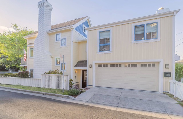 3817 Caledonia Bay Lookout - Perfect Family Retreat Near Bay, Park and Town