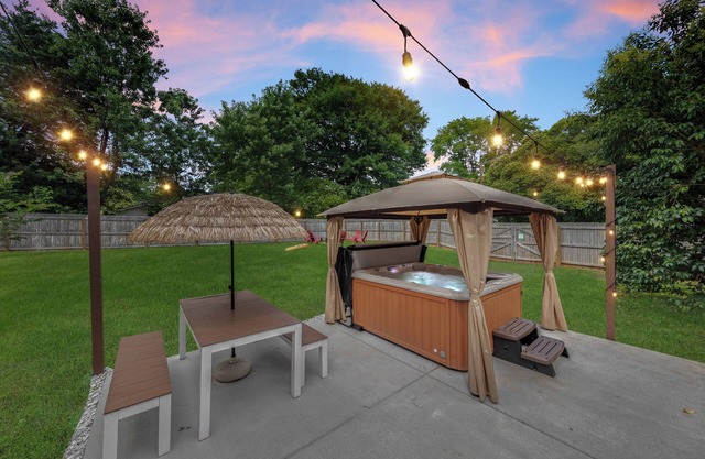 3B Oasis South End w Htub/PETS WELCOME
